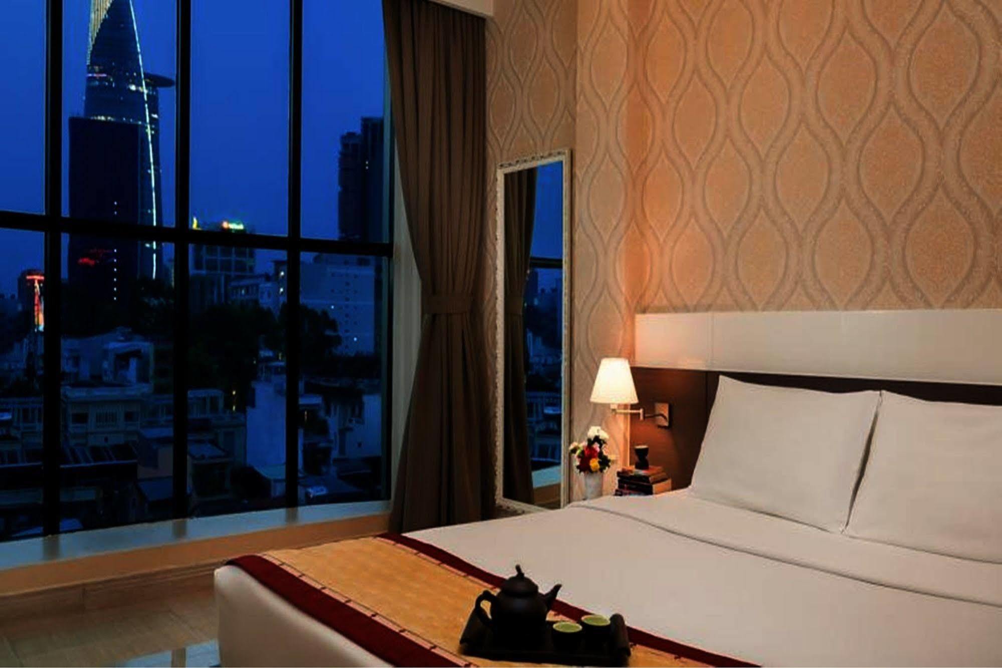 Hong Vina Hotel Ho Chi Minh-stad Buitenkant foto