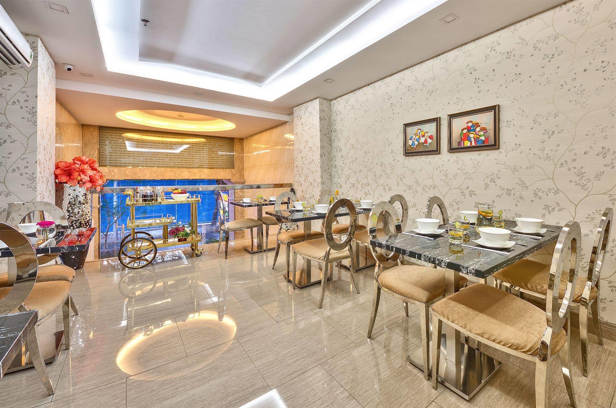 Hong Vina Hotel Ho Chi Minh-stad Buitenkant foto